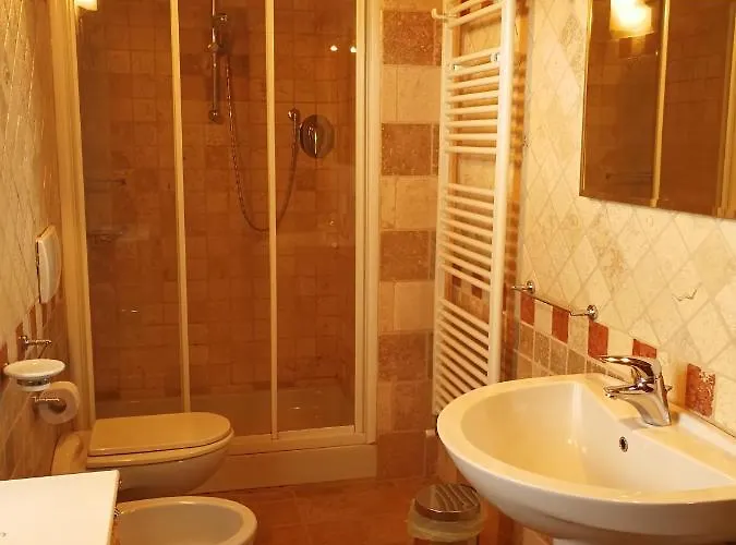 Il Poggiolino Lejlighedshotel Montecarelli